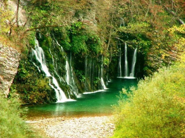 Exo Log Cottage Jezero  Luaran gambar