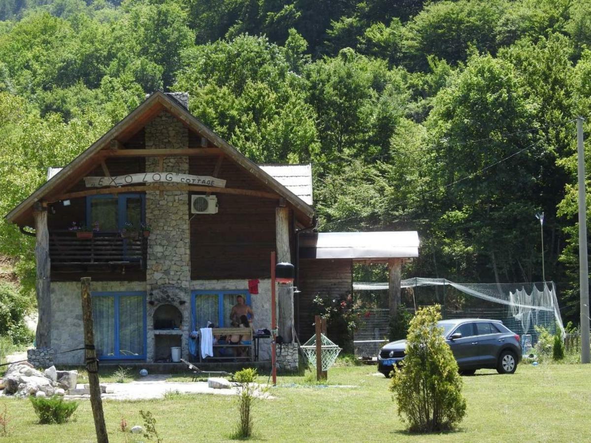 Exo Log Cottage Jezero  Luaran gambar